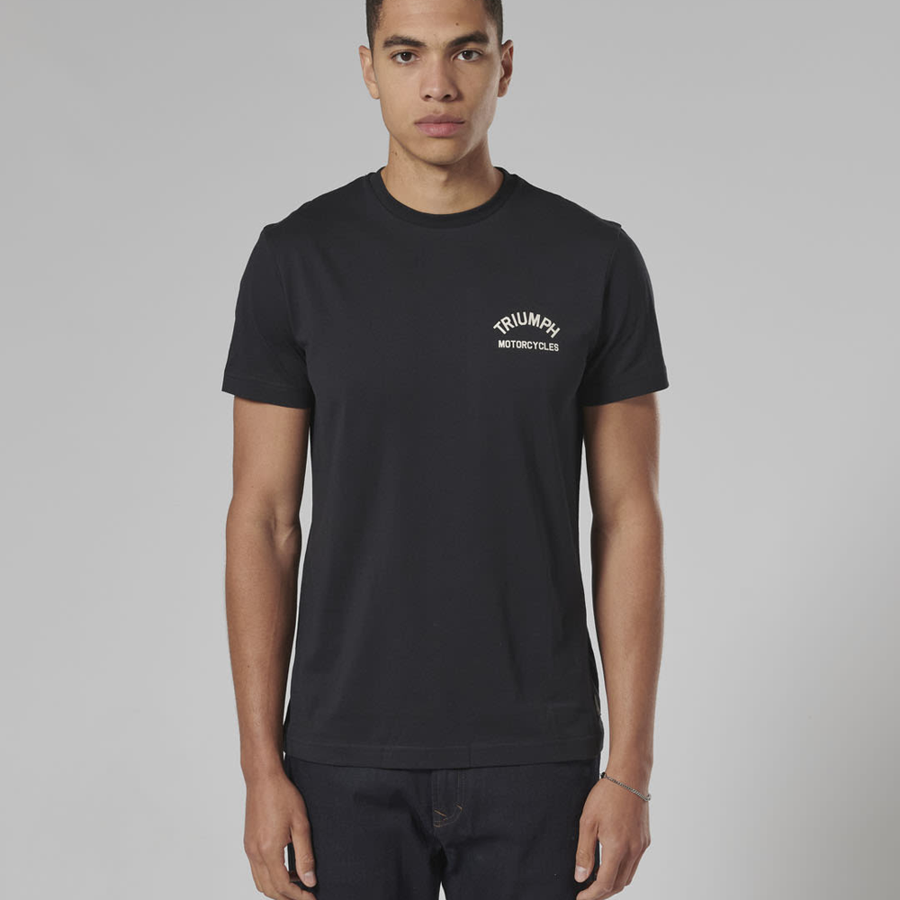 MTSS22030-3.png CAMISETA CASTLE NEGRA - Imagen 1